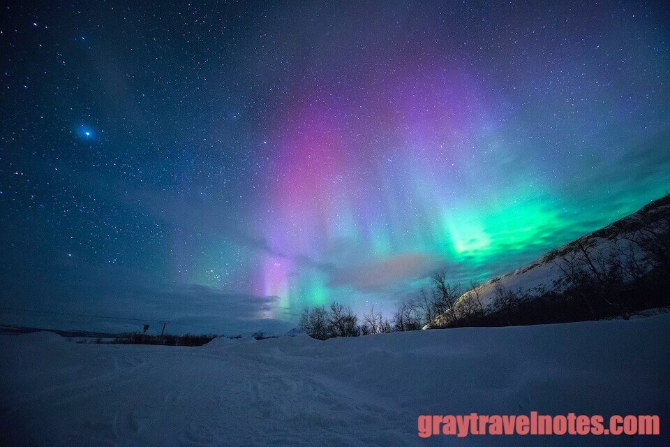Gray Travel Notes - Best Northern Lights show in solar25