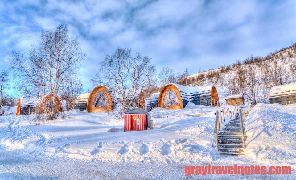 Gray Travel Notes - Snow Hotel Kirkenes during Winter season